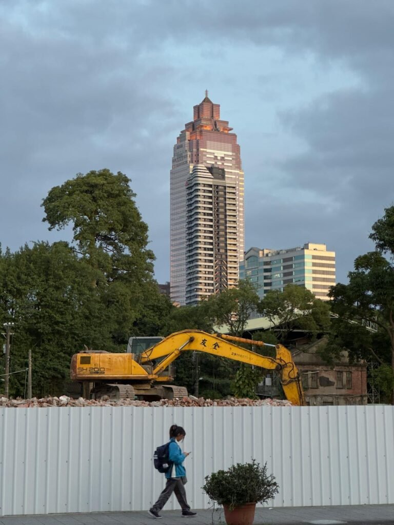 Construction & Contracting 1